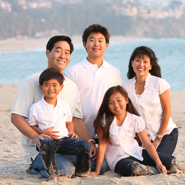 Family Session Fee (up to 6 people)